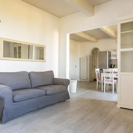 Coroncina 2 - Zona Strategica Apartman