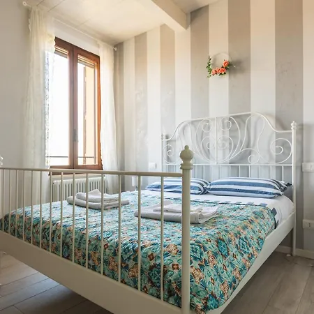 Coroncina 2 - Zona Strategica Lägenhet