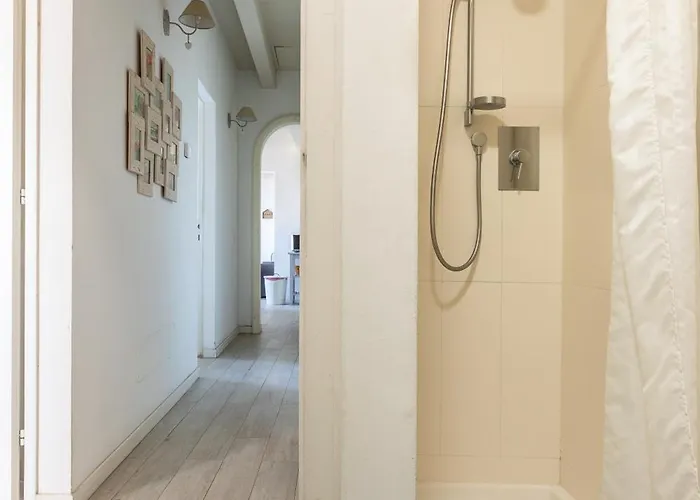 Apartament Coroncina 2 - Zona Strategica